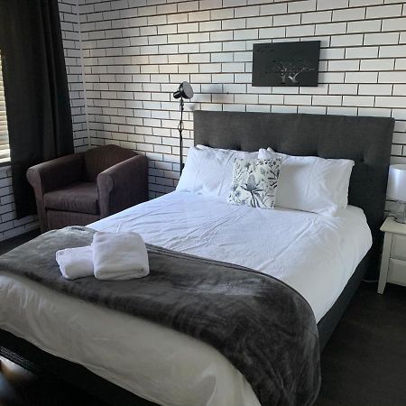 Kings Avenue Motel Saint Arnaud Ngoại thất bức ảnh
